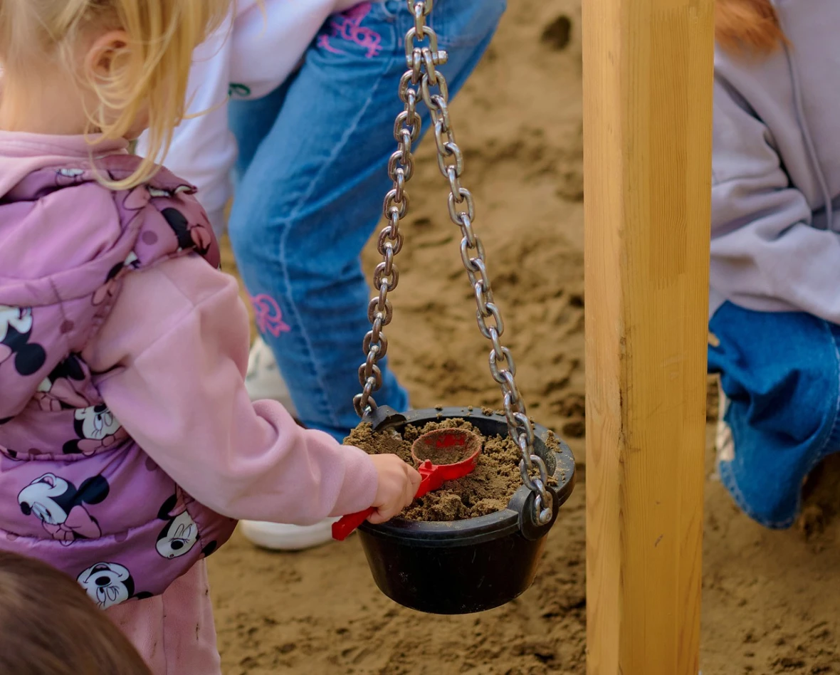 pre-school playground equipment 15